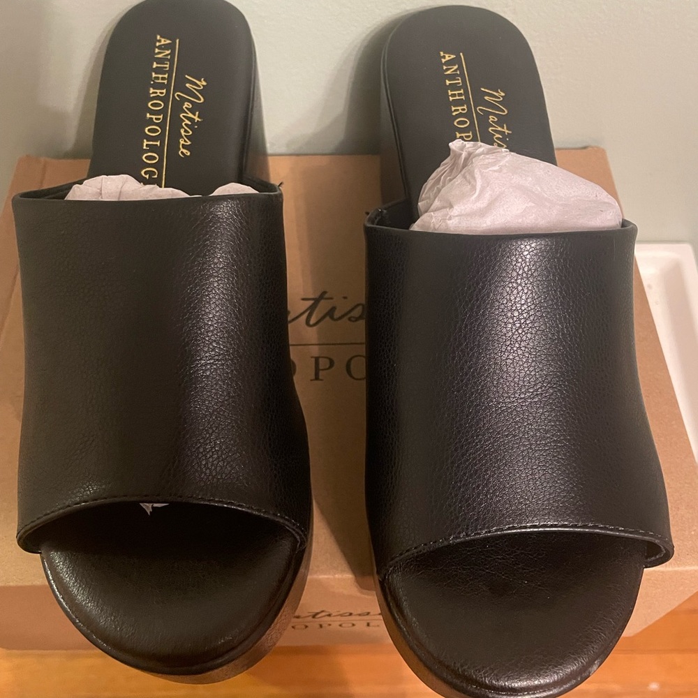 Matisse Terry Anthropologie Black Wedge Slide Sandals